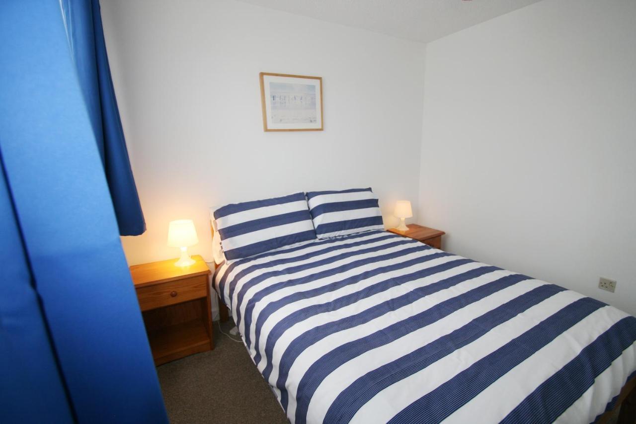 Freshwater Bay Holiday Cottages Pembroke Exterior foto
